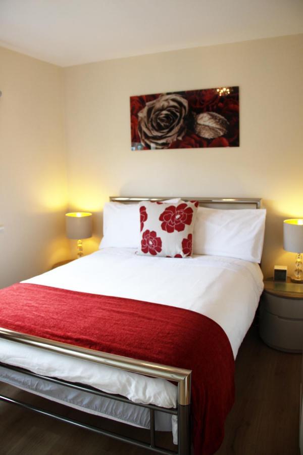 City Centre Town House With Riverside Views And Free Parking 1Bak York Exterior foto
